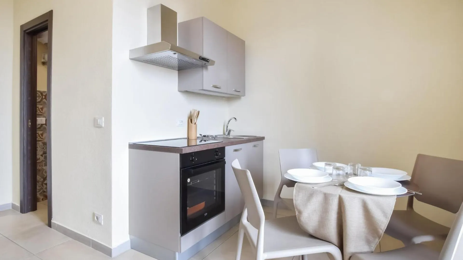 Le Muse Apartments Patti Italien